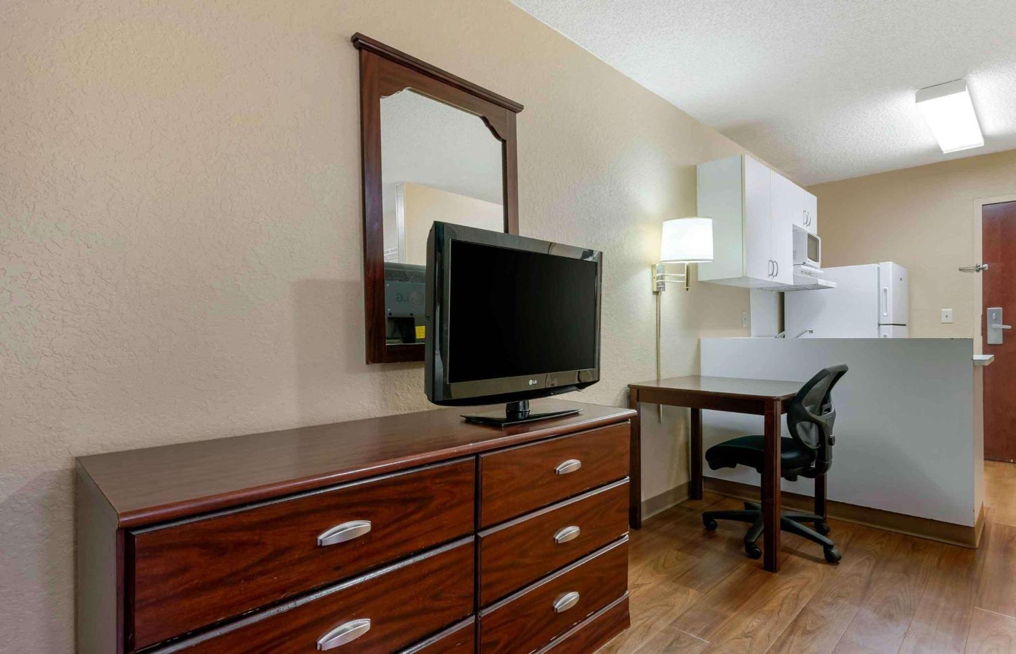 Extended Stay America Select Suites - Jacksonville - Lenoir Avenue East Zewnętrze zdjęcie
