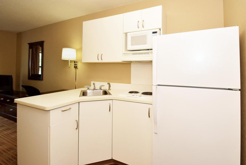 Extended Stay America Select Suites - Jacksonville - Lenoir Avenue East Zewnętrze zdjęcie