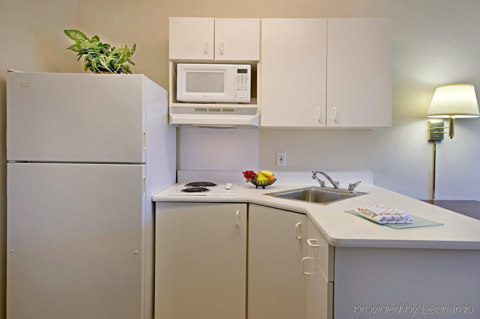 Extended Stay America Select Suites - Jacksonville - Lenoir Avenue East Zewnętrze zdjęcie